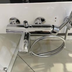 Bộ vòi sen tắm nóng lạnh Caesar S543C