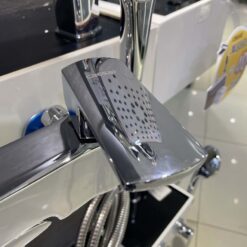 Bộ vòi sen tắm nóng lạnh Caesar S553C