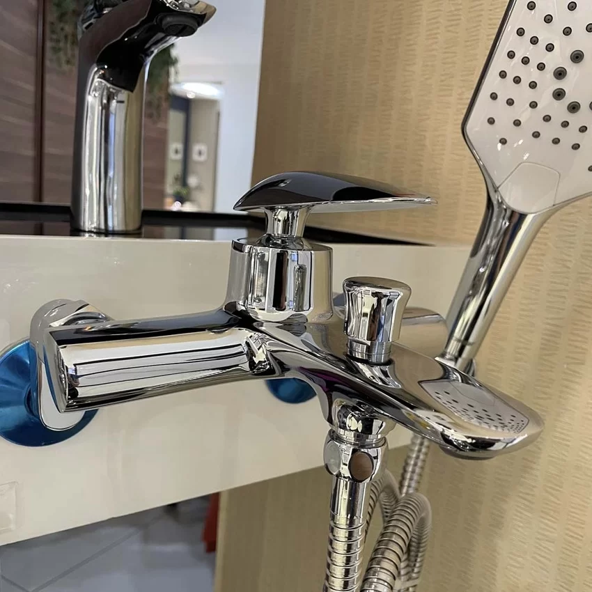 Bộ vòi sen tắm nóng lạnh Caesar S813C Bộ vòi sen tắm nóng lạnh Caesar S813C