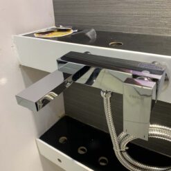 Bộ vòi sen tắm nóng lạnh Caesar S843C