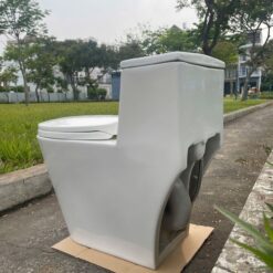 Bồn cầu 1 khối nắp êm Viglacera V823 (+ vòi xịt VG826)