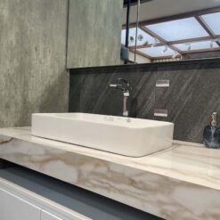 Chậu lavabo đặt bàn Viglacera CM01