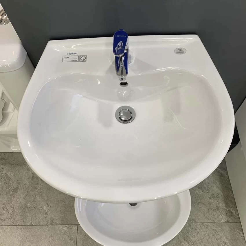 Chậu rửa lavabo treo tường Viglacera V39 chân lửng 8 Chậu rửa lavabo treo tường Viglacera V39 chân lửng