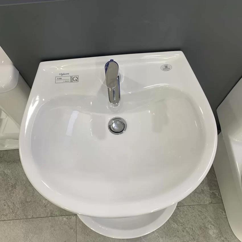 Chậu rửa lavabo treo tường Viglacera V39 chân lửng 10 Chậu rửa lavabo treo tường Viglacera V39 chân lửng