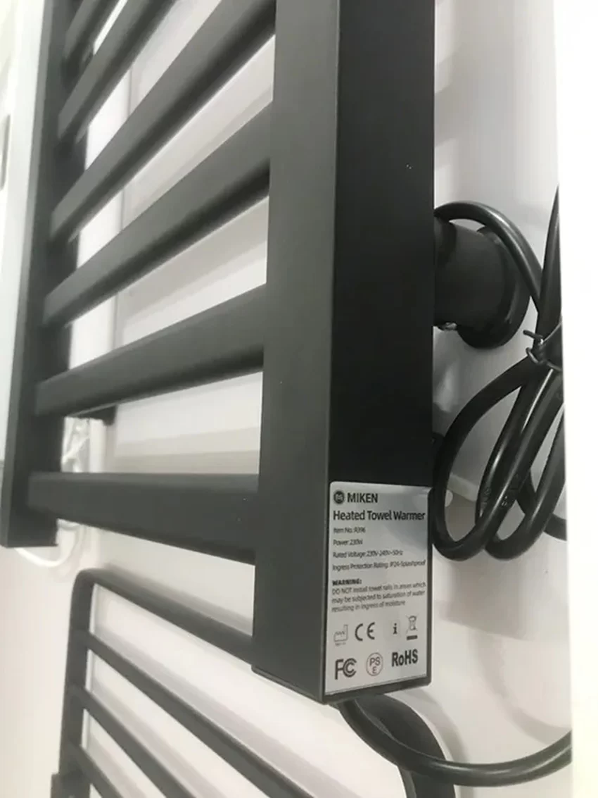 Ứng dụng giàn sấy khăn tắm Miken R396B trong phòng tắm Ứng dụng giàn sấy khăn tắm Miken R396B trong phòng tắm