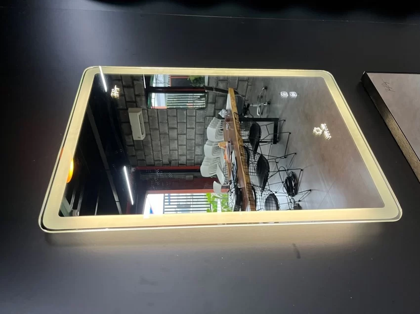 Gương Led GLS BM35R36 - SKU: BM35R36 Gương Led GLS BM35R36 Chữ Nhật Đứng 50x70cm