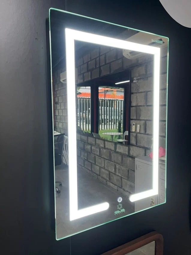 Gương Led GLS HQ35R38 chữ nhật đứng 50x70cm 6 Gương Led GLS HQ35R38 chữ nhật đứng 50x70cm