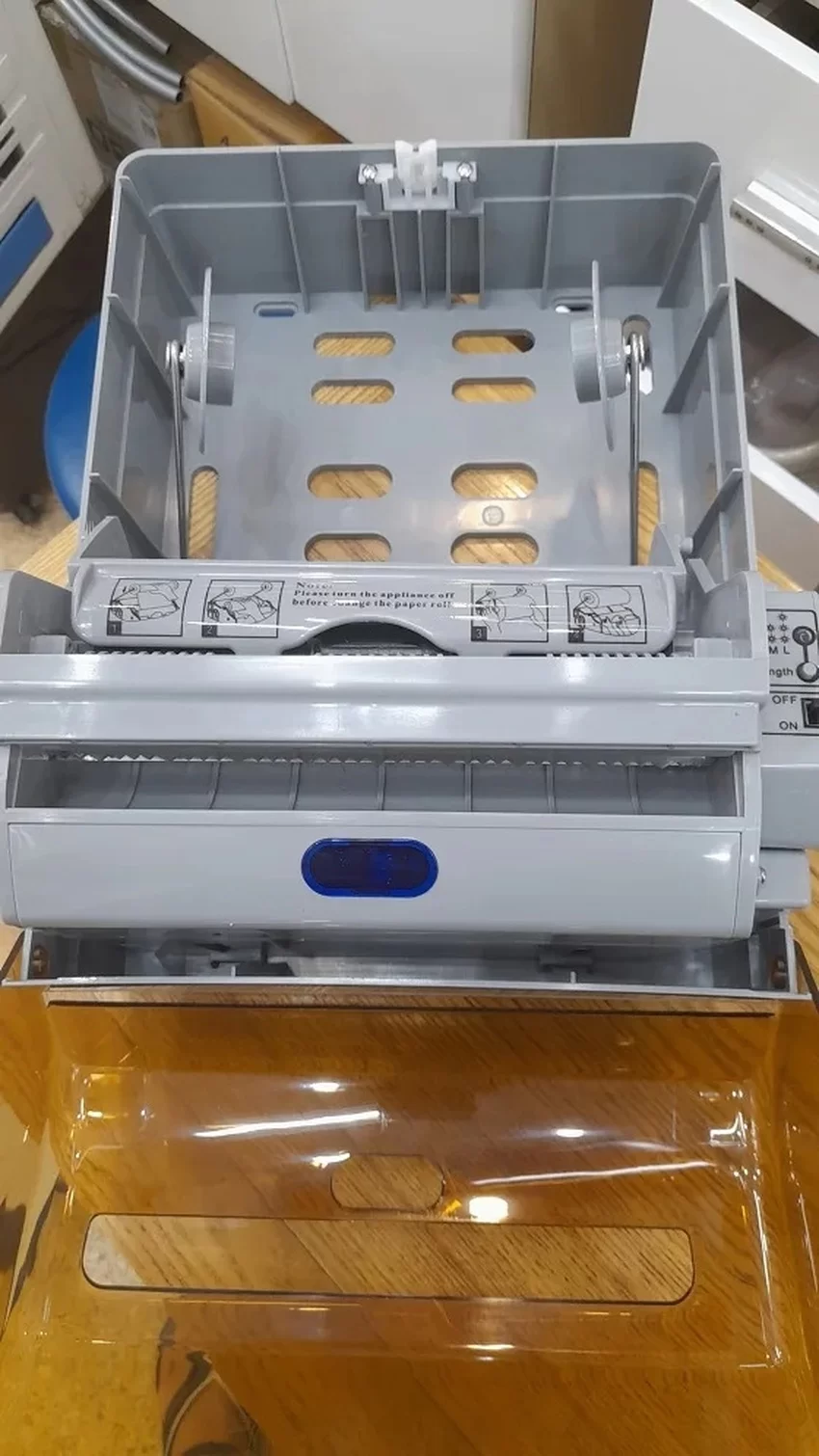 Hộp đựng giấy lau tay tự động Miken MK-4024 (Pin) 8 Hộp đựng giấy lau tay tự động Miken MK-4024 (Pin)