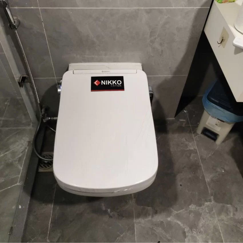 Nắp rửa điện tử thông minh cho bồn cầu Nikko P69162 11 Nắp rửa điện tử thông minh cho bồn cầu Nikko P69162