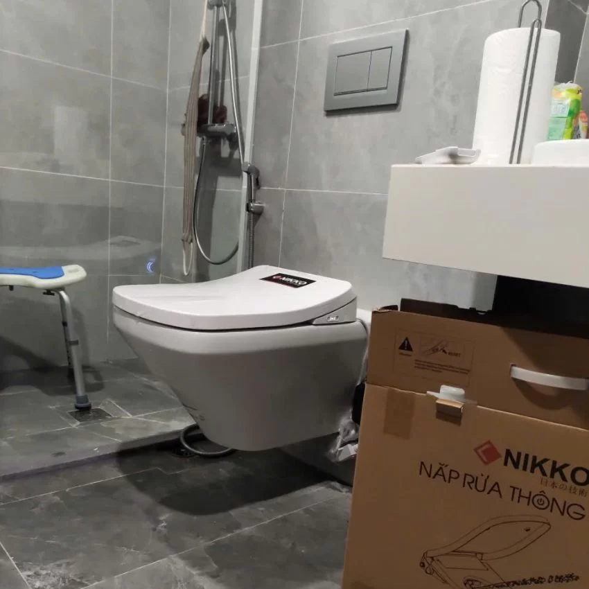 Nắp rửa điện tử thông minh cho bồn cầu Nikko P69162 12 Nắp rửa điện tử thông minh cho bồn cầu Nikko P69162