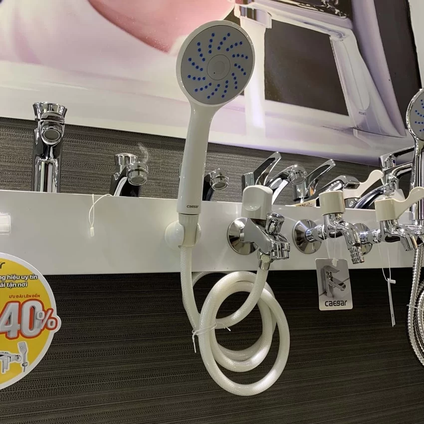 Vòi sen tắm lạnh Caesar S108C Vòi sen tắm lạnh Caesar S108C