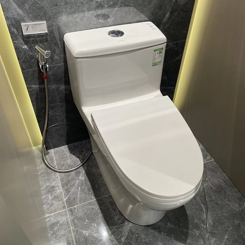 Bồn cầu 1 khối nắp êm JOMOO 11160-2-5/31K-I011 Bồn cầu 1 khối nắp êm JOMOO 11160-2-5/31K-I011