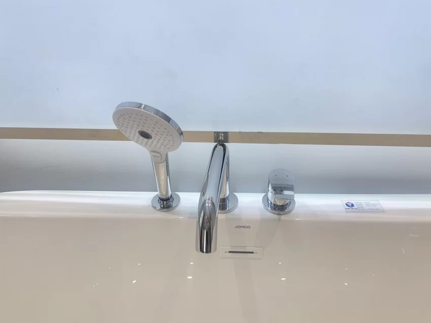 Bồn tắm đặt sàn 1m7 JOMOO YC01217-1A01-1 Bồn tắm đặt sàn 1m7 JOMOO YC01217-1A01-1