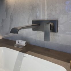 Vòi chậu lavabo âm tường nóng lạnh JOMOO 32414-681