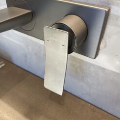 Vòi chậu lavabo âm tường nóng lạnh JOMOO 32414-681