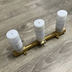 Vòi chậu lavabo âm tường nóng lạnh JOMOO P22069-670