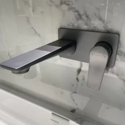 Vòi chậu lavabo nóng lạnh gắn tường JOMOO P32303-456