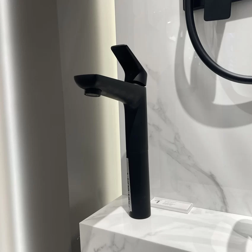 Chi tiết vòi chậu lavabo nóng lạnh JOMOO P32408-674/DBC-Z - SKU: P32408-674/DBC-Z Chi tiết vòi chậu lavabo nóng lạnh JOMOO P32408-674/DBC-Z