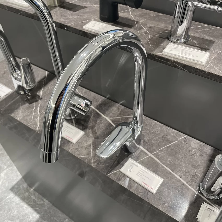 Vòi rửa chén bát nóng lạnh JOMOO 3333-476/1B-Z Vòi rửa chén bát nóng lạnh JOMOO 3333-476/1B-Z